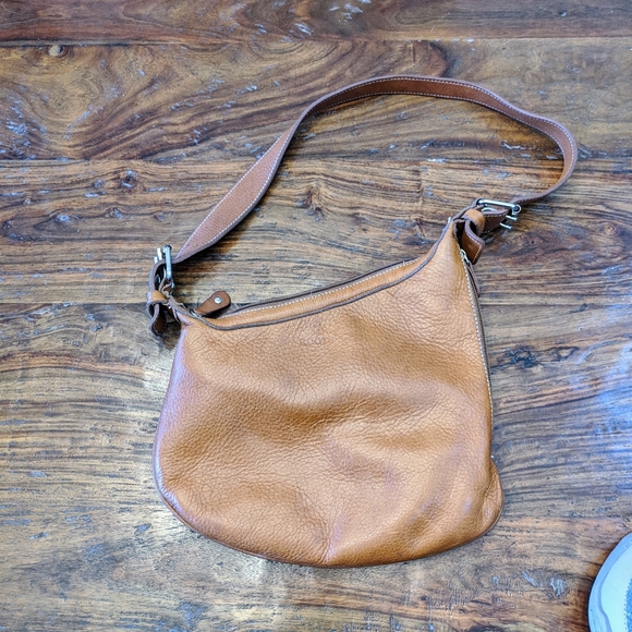 Roots shoulder bag
